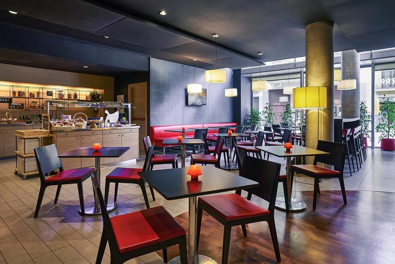 Ibis Barcelona Centro Otel