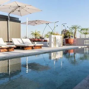 Almanac Otel